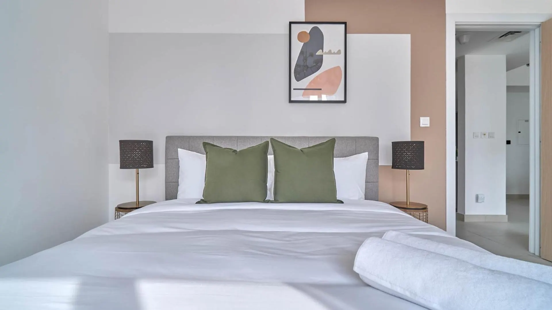 Stella Stays Lana Tower Dubai Aparthotel